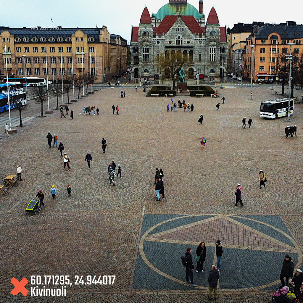Rautatientorin mystinen kivinuoli herättää hämmästystä vuodesta toiseen